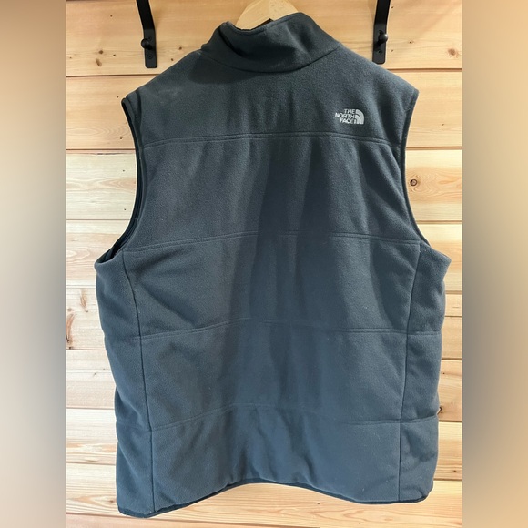 The North Face Men’s Reversible Vest Black / GraySize XL - Picture 6 of 9